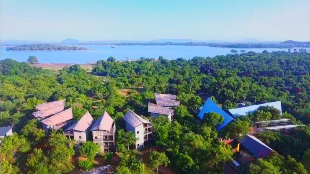 Aswadduma Hotel Дамбула Екстериор снимка